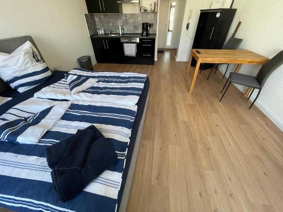 Innenstadt Refugium In Ruhiger Wasserlage+Balkon Leipzig Extérieur photo