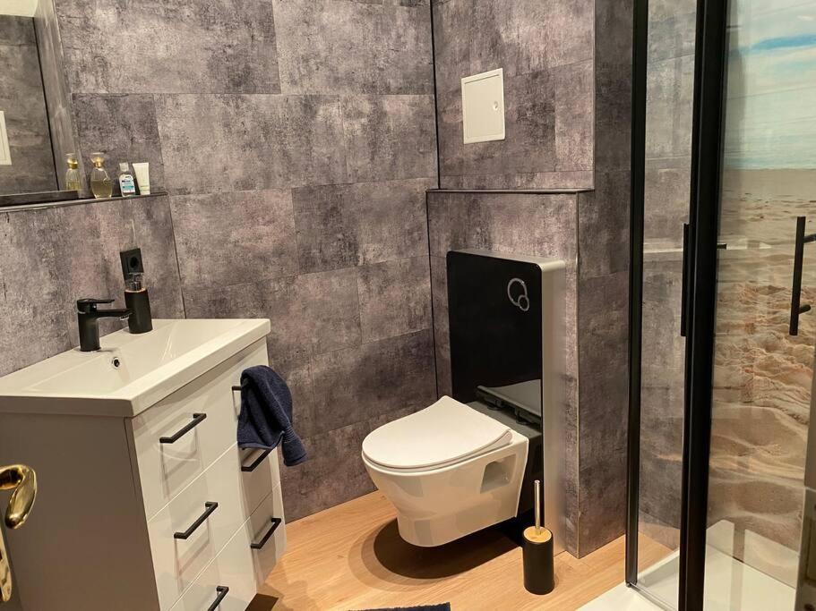 Innenstadt Refugium In Ruhiger Wasserlage+Balkon Leipzig Extérieur photo